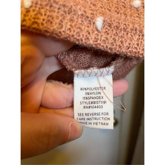 Blu Pepper Polka Dot Henley Style Long Sleeve size M NWT - Picture 11 of 15